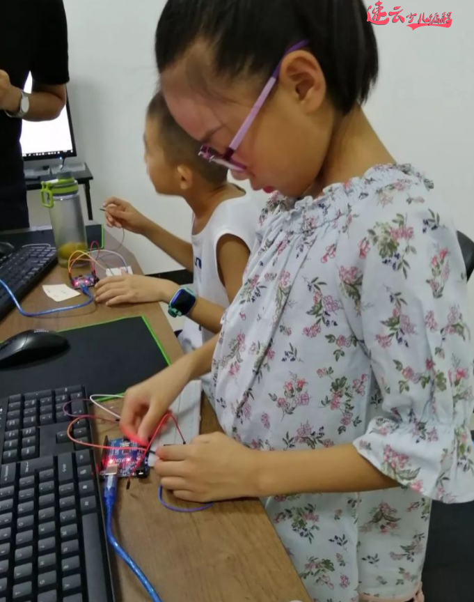 济南少儿编程：少儿编程就是提高孩子逻辑思维能力和创新能力！~山东少儿编程~少儿编程(图2)