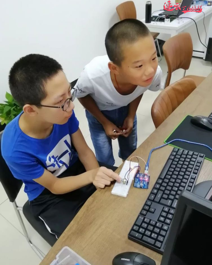 济南少儿编程：少儿编程就是提高孩子逻辑思维能力和创新能力！~山东少儿编程~少儿编程(图4)