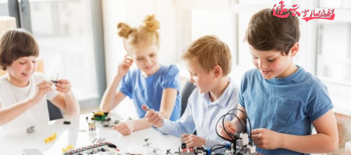 无人机编程：小学学科知识不敌编程教育！~山东无人机编程~无人机编程(图5)