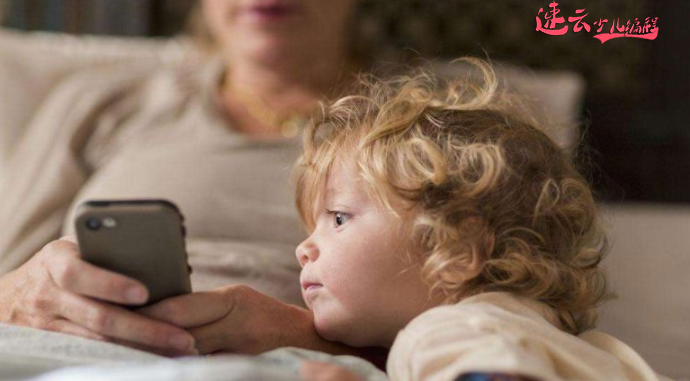 济南少儿编程培训：孩子都用人工智能识别水果了！~山东少儿编程培训~少儿编程培训(图1)