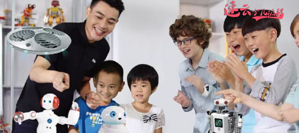 济南少儿编程培训:你想让你的孩子学习机器人编程还是少儿编程?~山东少儿编程培训~少儿编程培训(图5) 济南少儿编程培训:你想让你的孩子学习机器人编程还是少儿编程?~山东少儿编程培训~少儿编程培训(图5)