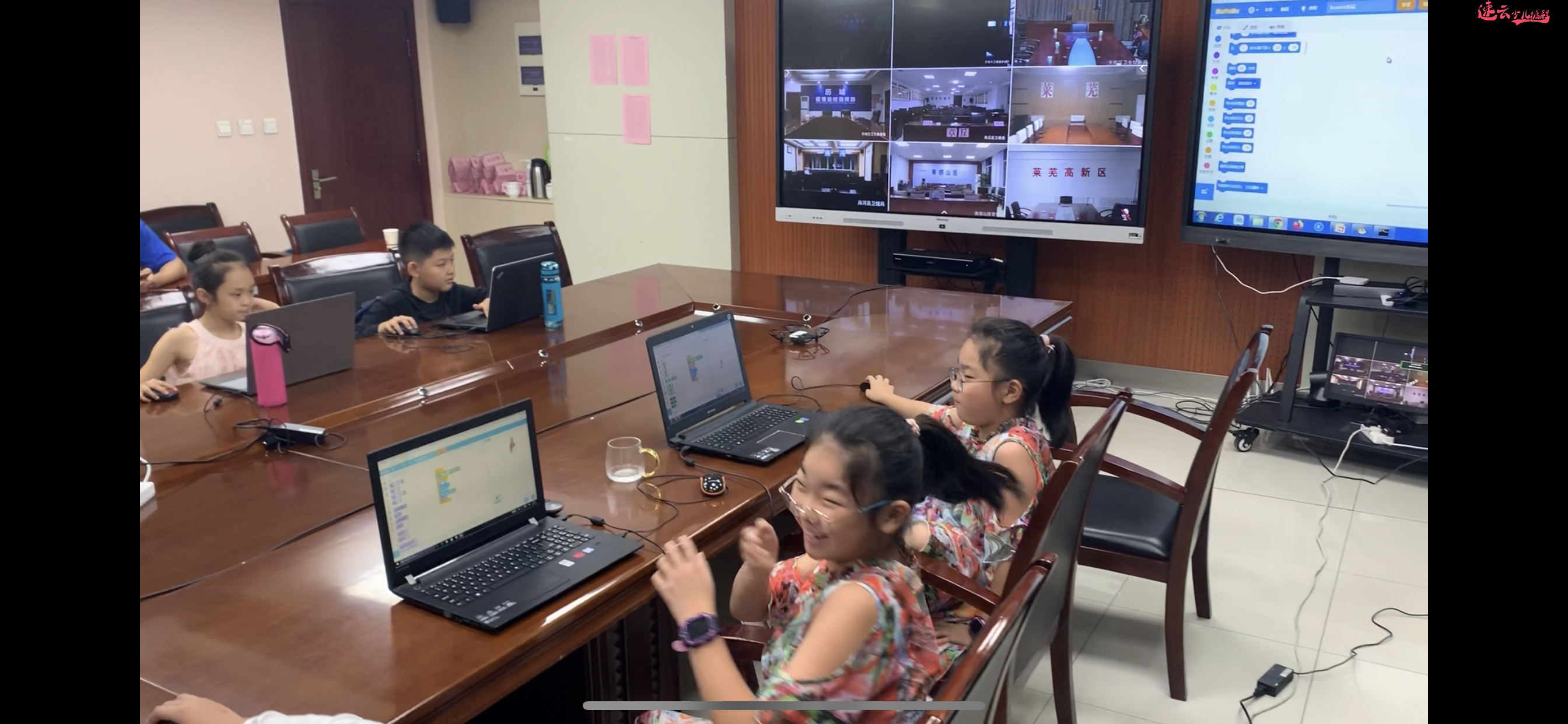 无人机编程：孩子学习编程并不是让孩子写代码，那到底学啥？~济南无人机编程~无人机编程(图3)